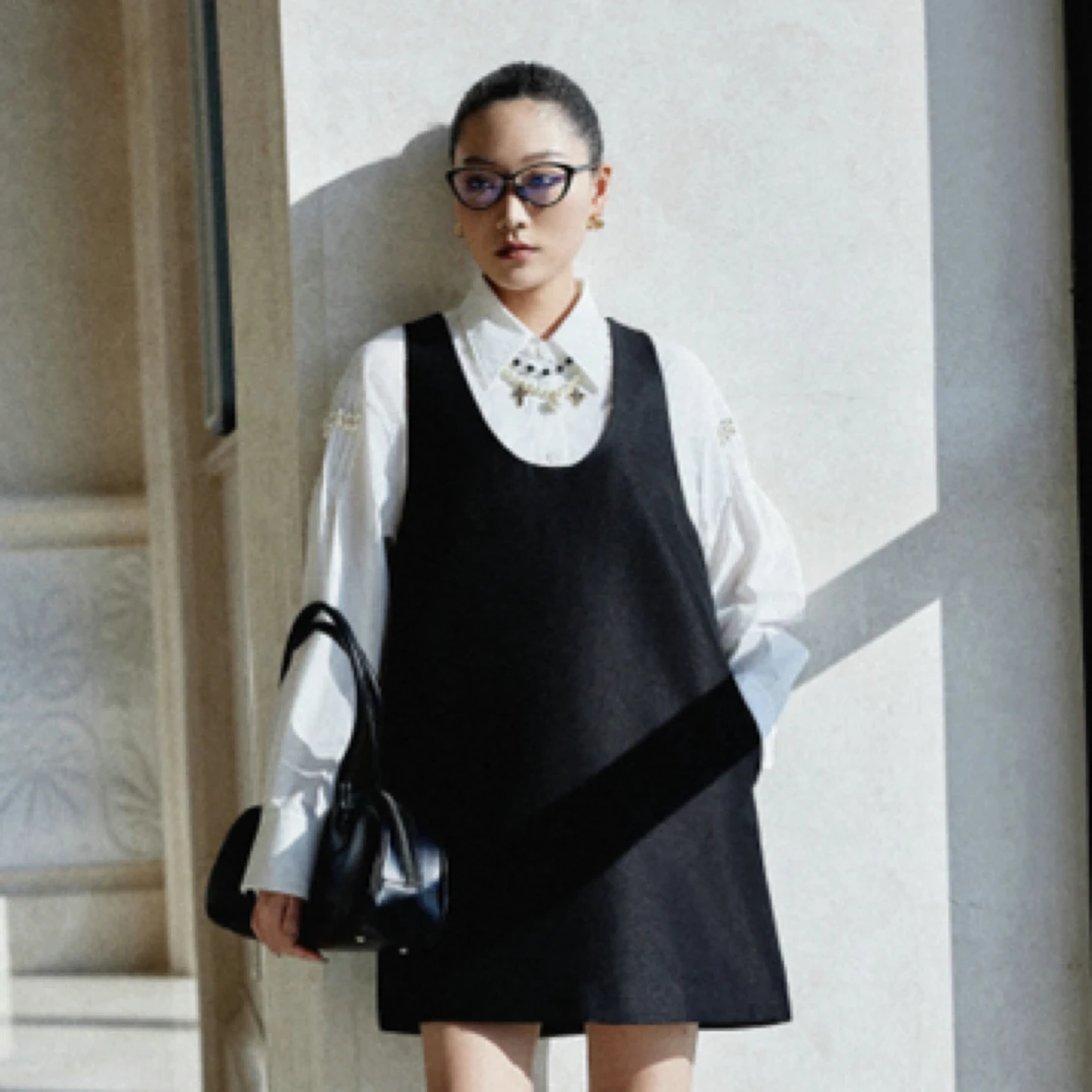 允硕 时尚减龄A版背心裙566412