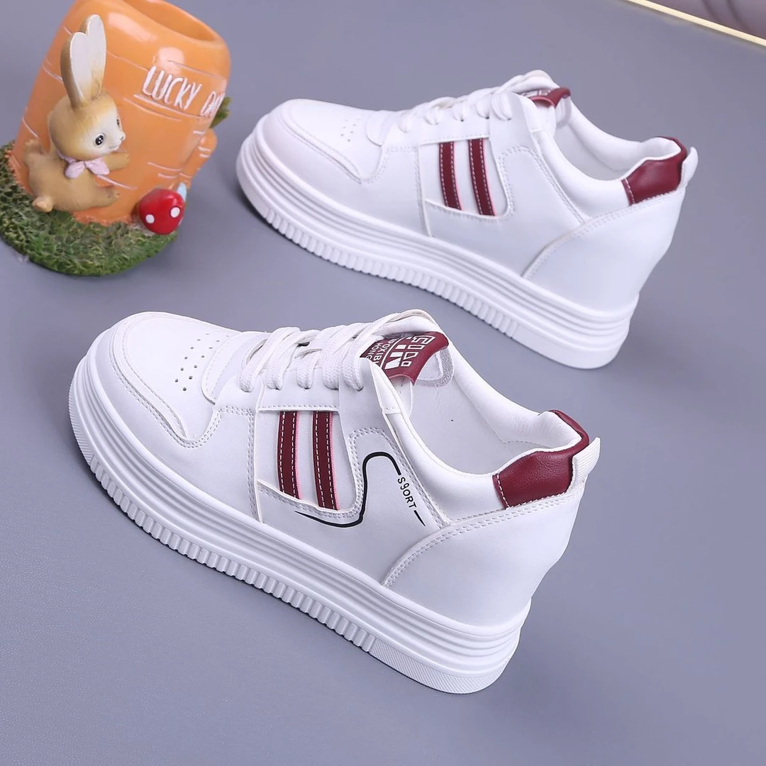 内增高小白鞋女2025秋季新款松糕厚底女鞋轻便百搭透气休闲女单鞋