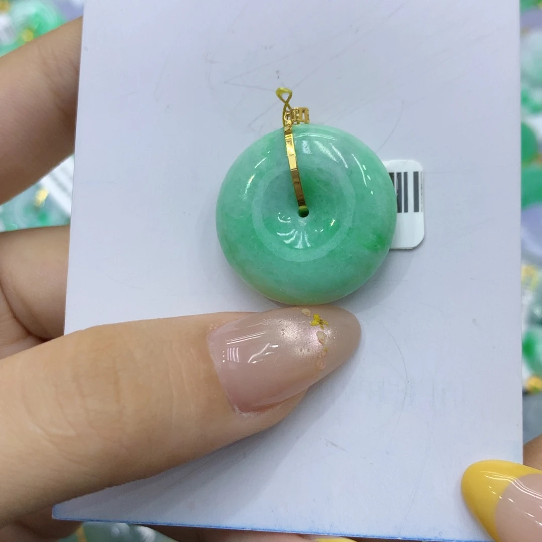 颈饰18K金镶嵌翡翠翡翠