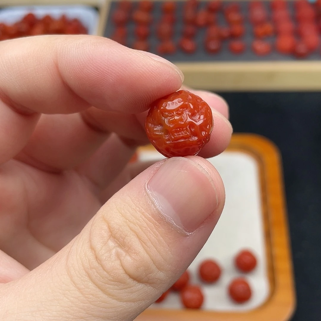 未镶嵌3号瓦西火焰红卡15龙珠一颗南红玛瑙