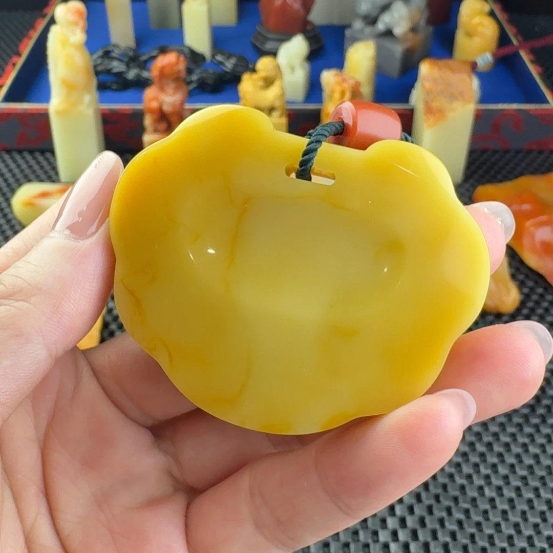 9***哥寿山石印石黄芙蓉手玩