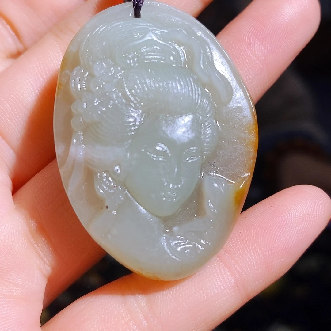 和田玉颈饰未镶嵌