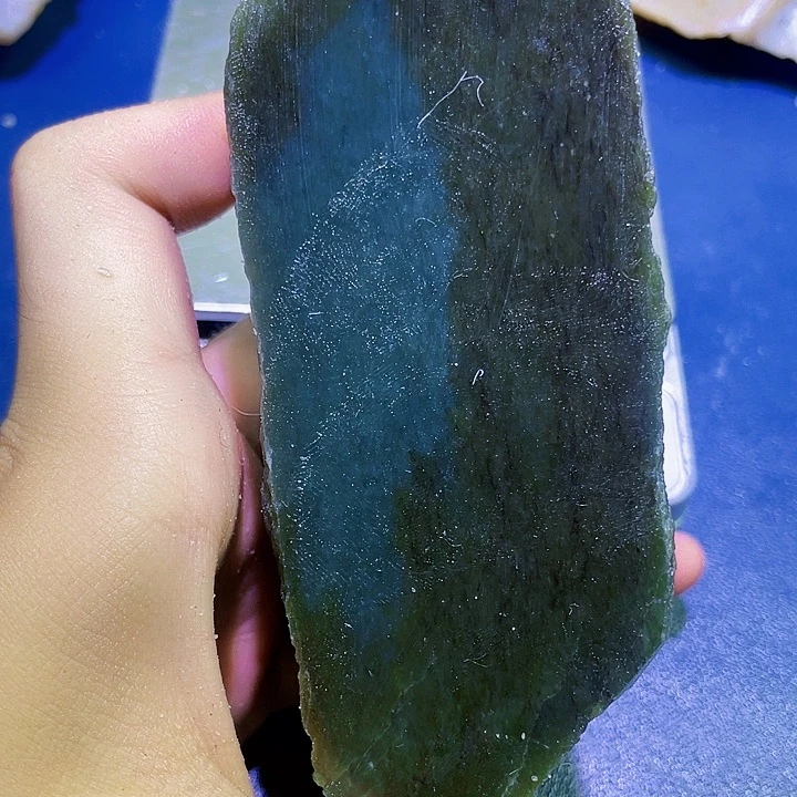未镶嵌和田玉（糖玉）珠宝半成品