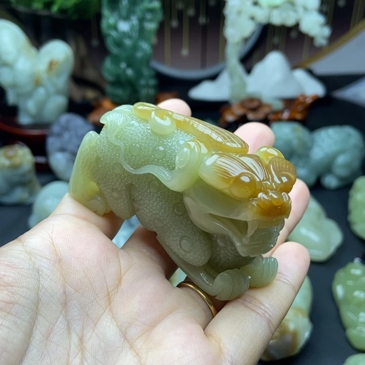 未镶嵌和田玉把件