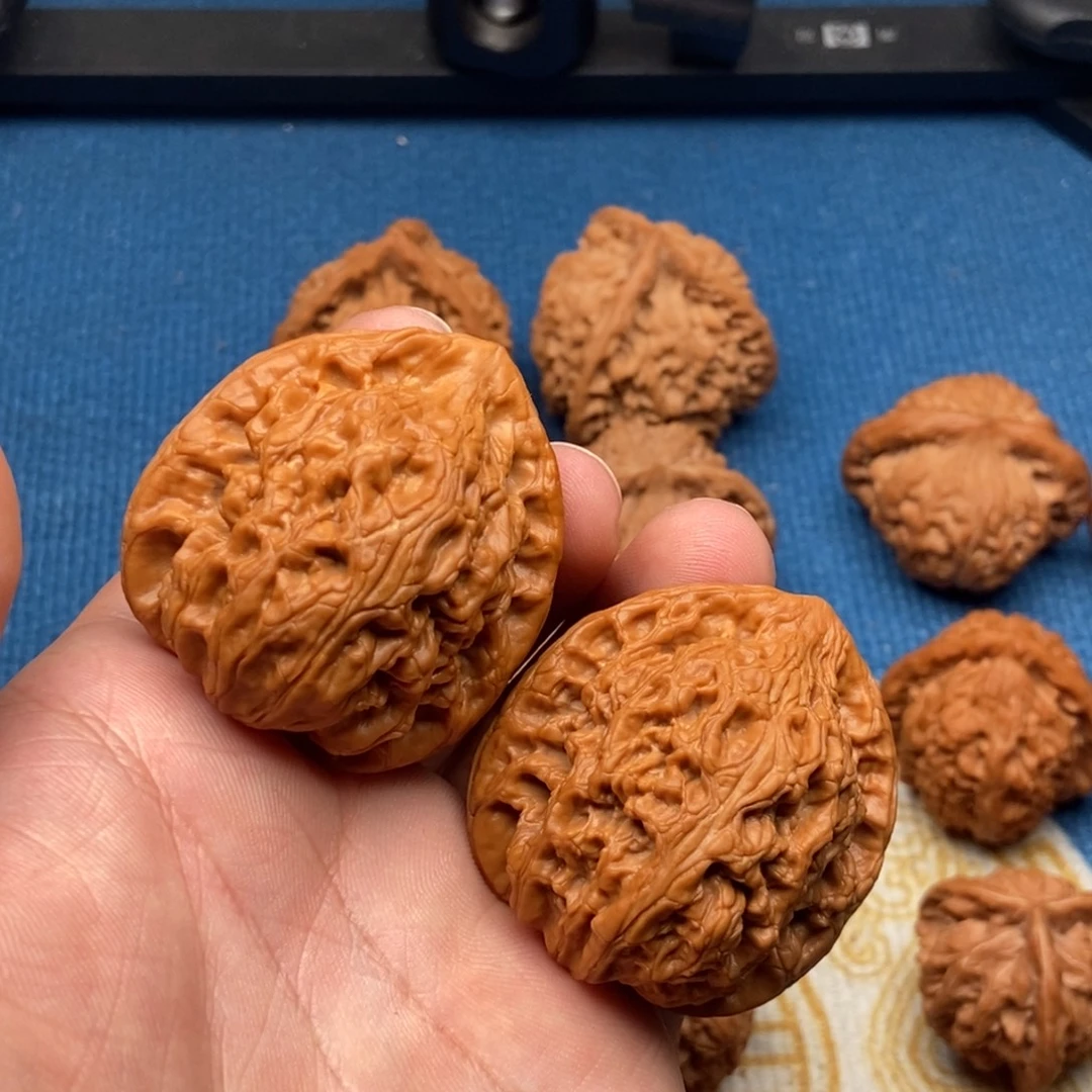 瑶***及文玩核桃吊坠望月