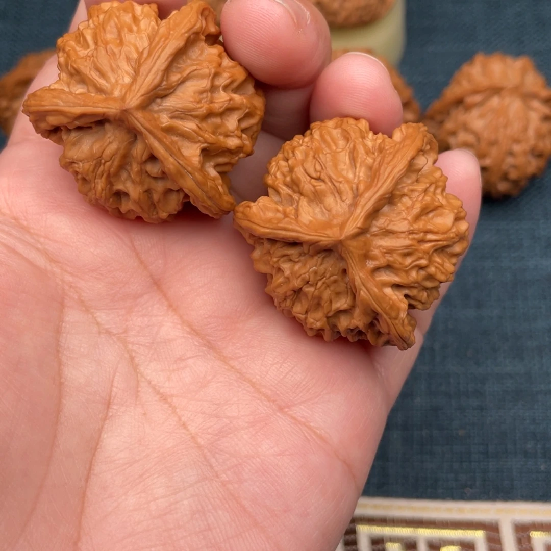 把件文玩核桃全品盘山三棱40