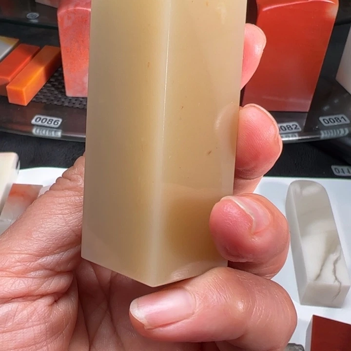 平***斋老挝石我们的确是