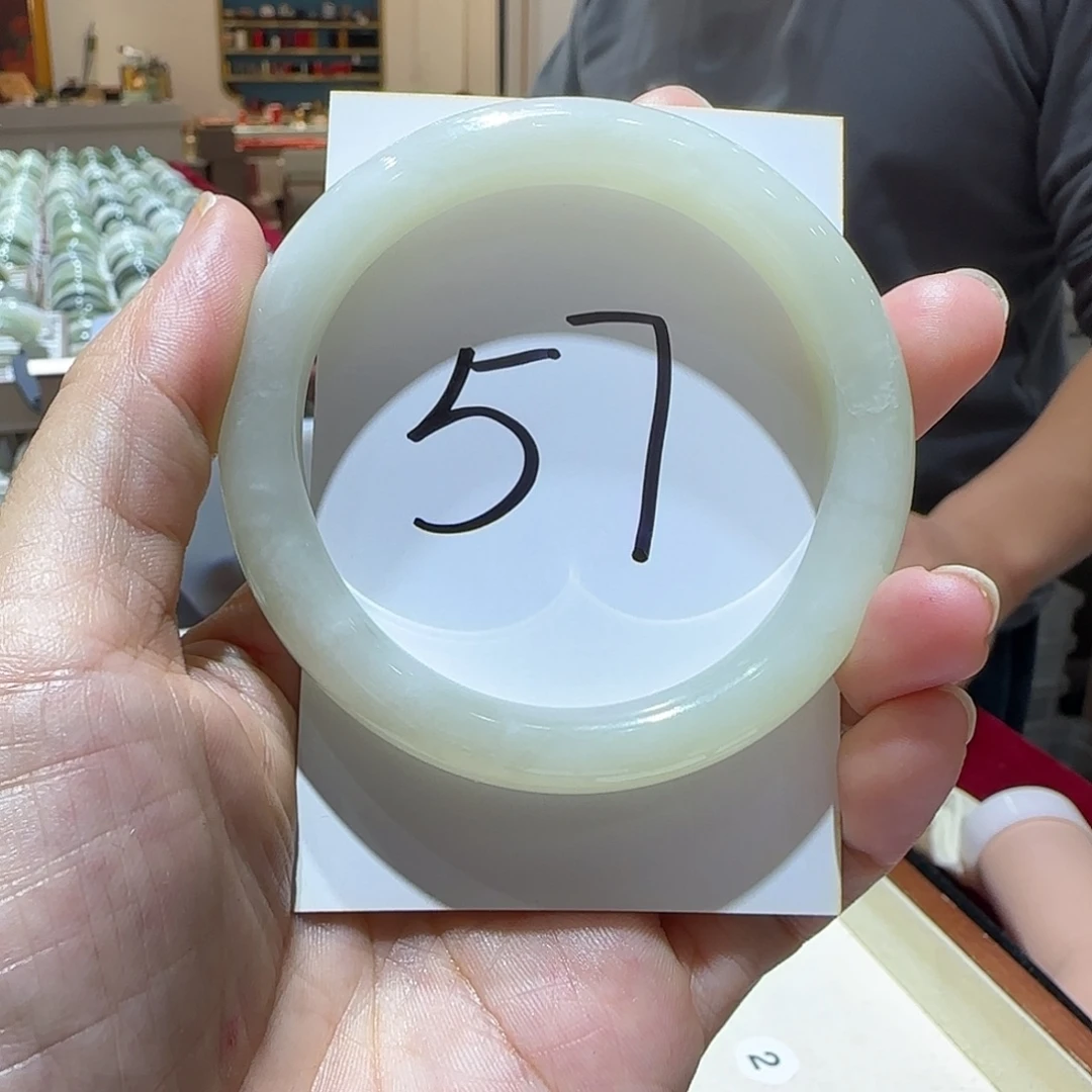 和田玉未镶嵌手镯911