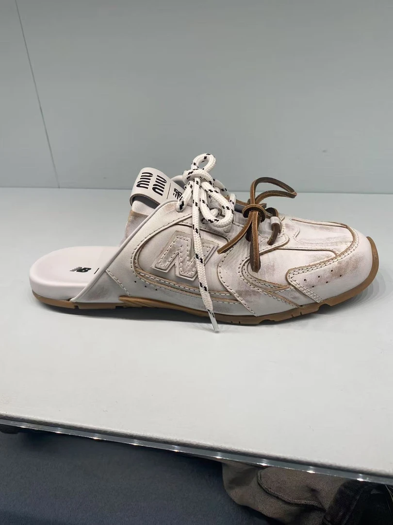 未使用 MIU MIU/缪缪 MIU MIU  百搭半托鞋子