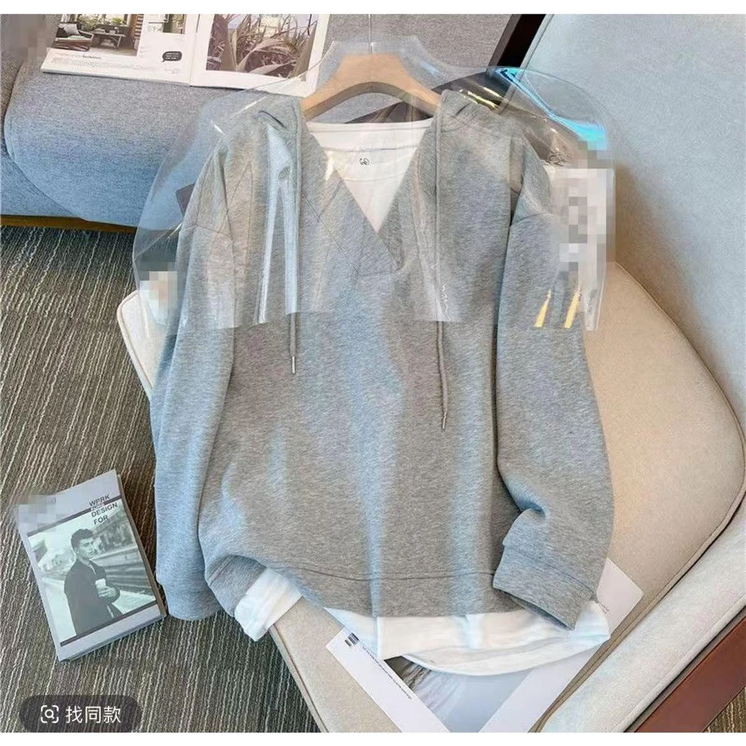 2025爆款早秋显瘦白灰色大码胖mm假两件v领连帽新款慵懒风秋装