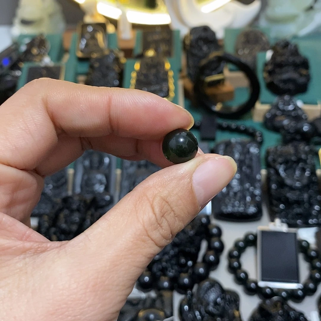 蛇纹石玉颈饰未镶嵌我****z