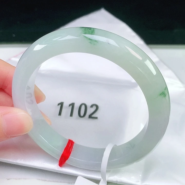 翡翠未镶嵌手镯60.7圈口-1102