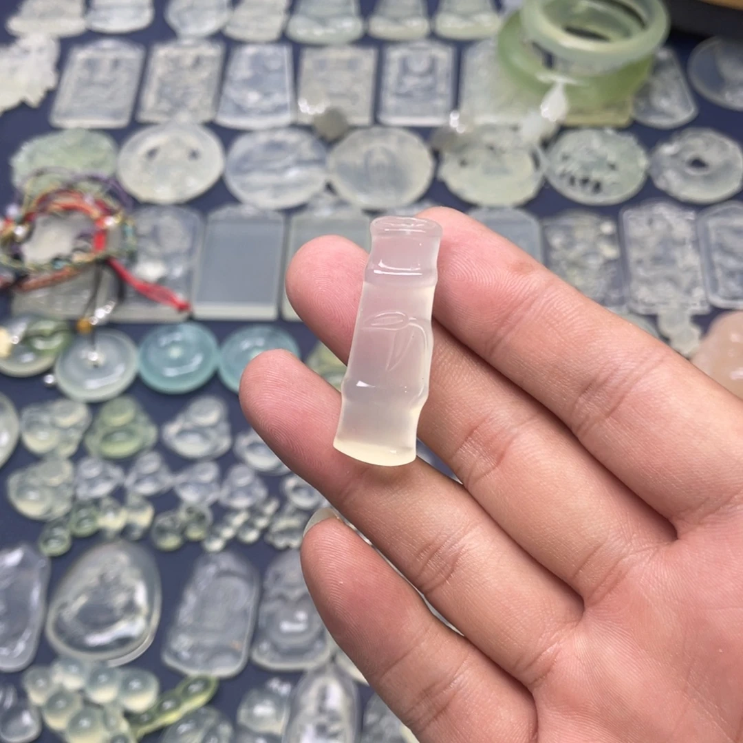 岫玉未镶嵌多样性随机发一