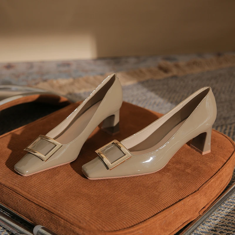 鞋漫职场丽人~百搭漆皮粗跟方头方扣高跟鞋精致时尚干练女鞋