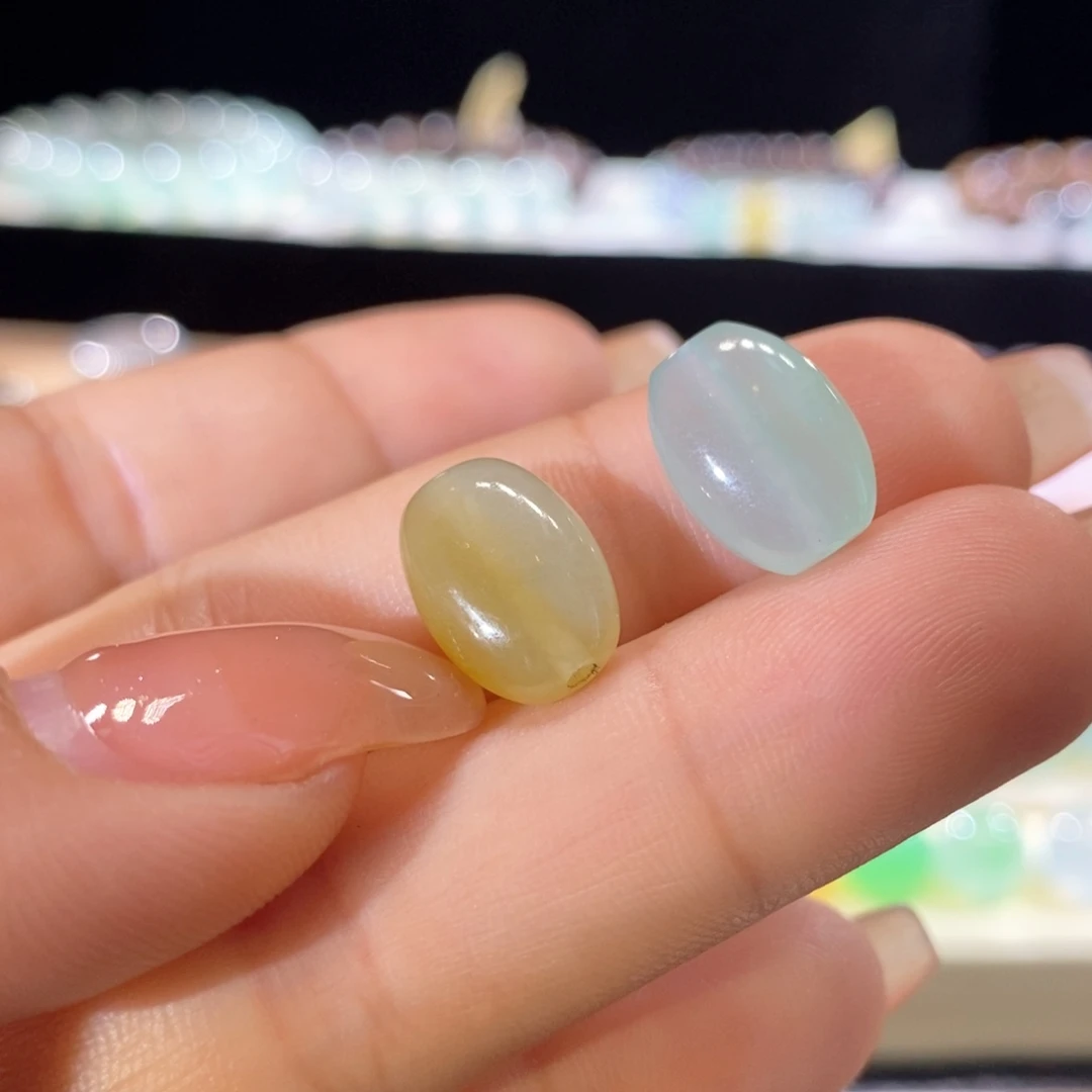 翡翠未镶嵌颈饰翡翠放漏扁珠二选一