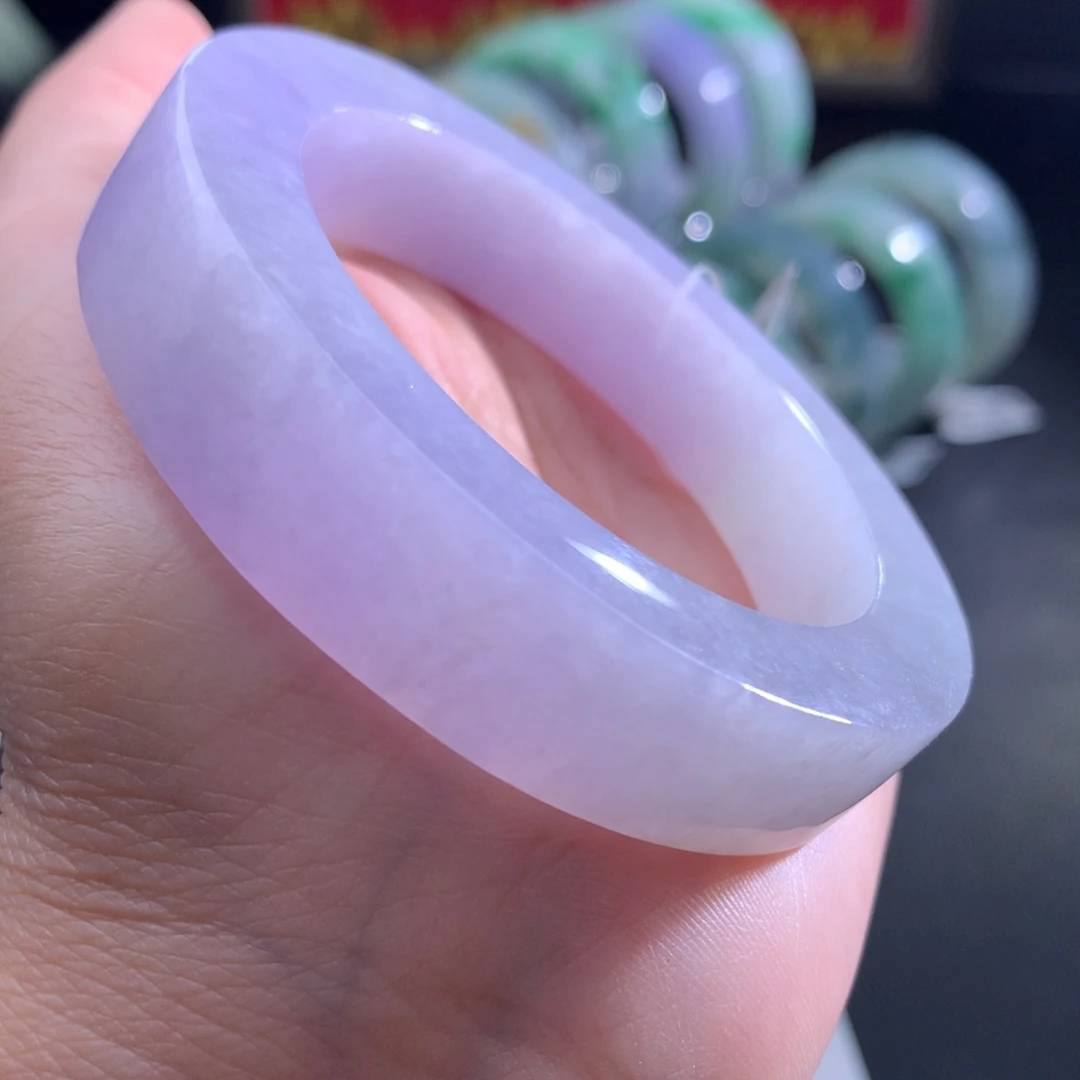 定制翡翠未镶嵌翡翠手镯