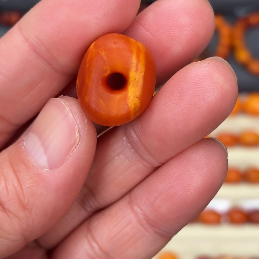 涵***儿琥珀未镶嵌裸石定制老蜜蜡