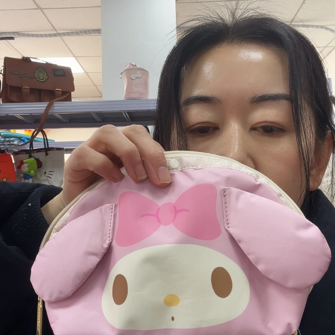 化妆包等各种产品