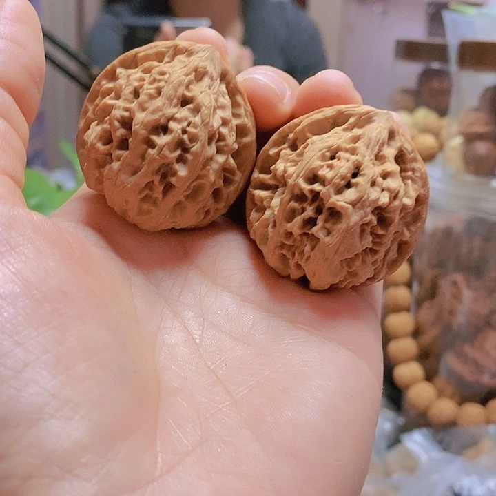 【闪购商品】文玩核桃把件39野牛小众