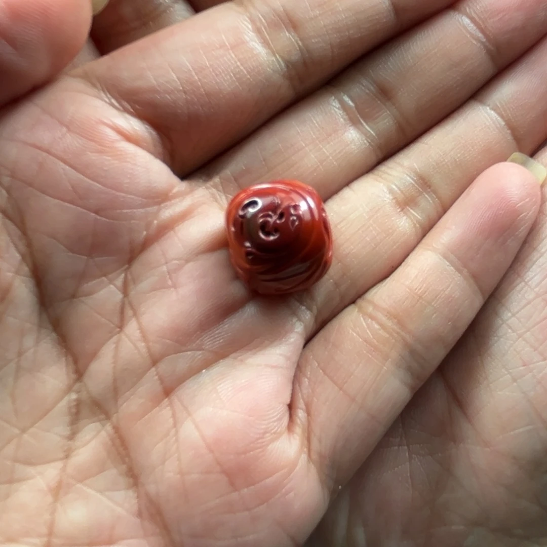 橙****颈饰未镶嵌南红玛瑙