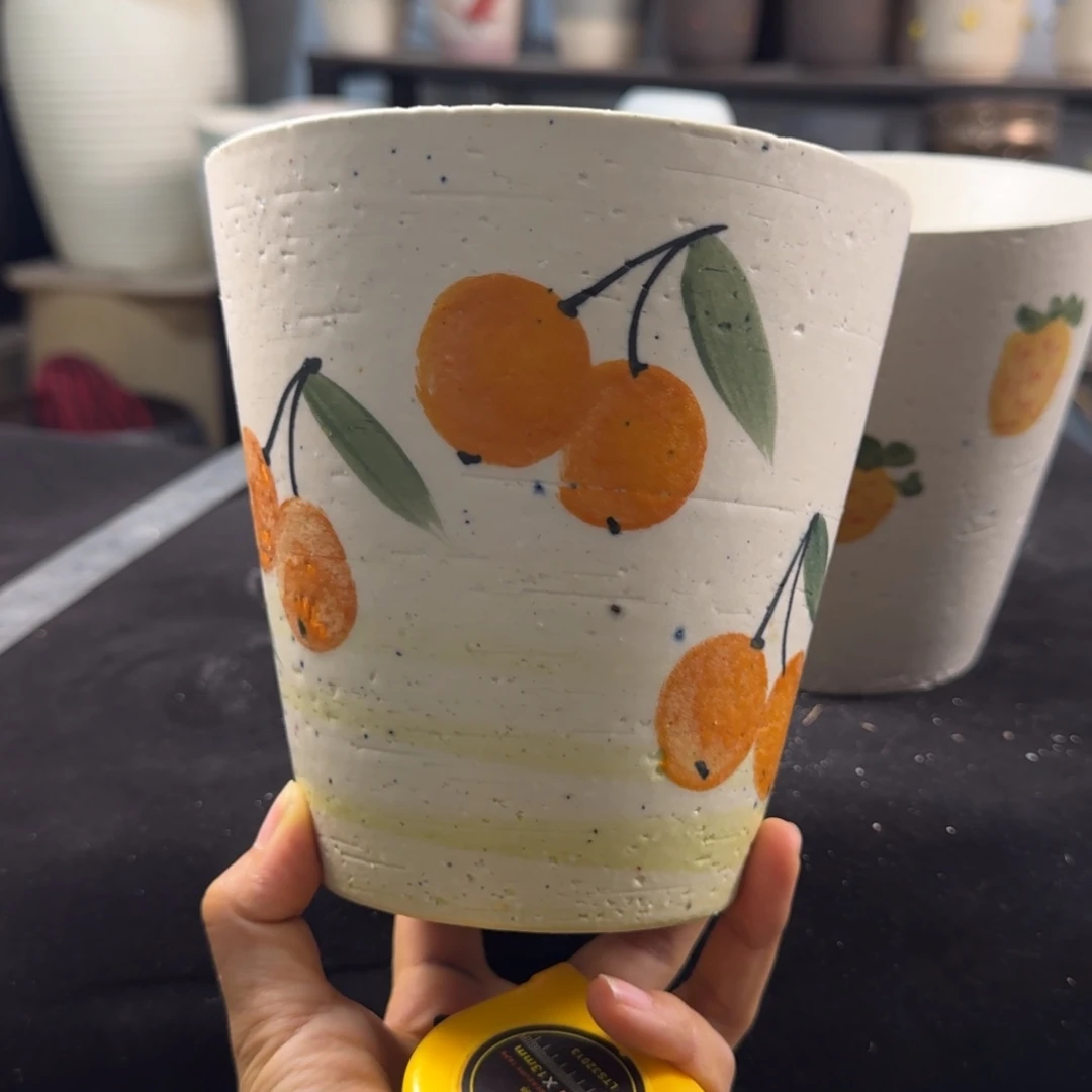 景德镇桌面陶瓷花盆