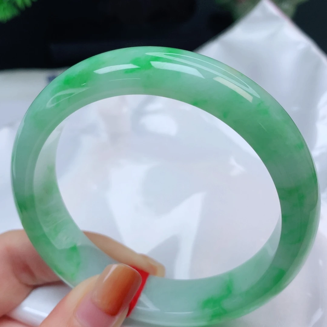 未镶嵌手镯翡翠翡翠手镯