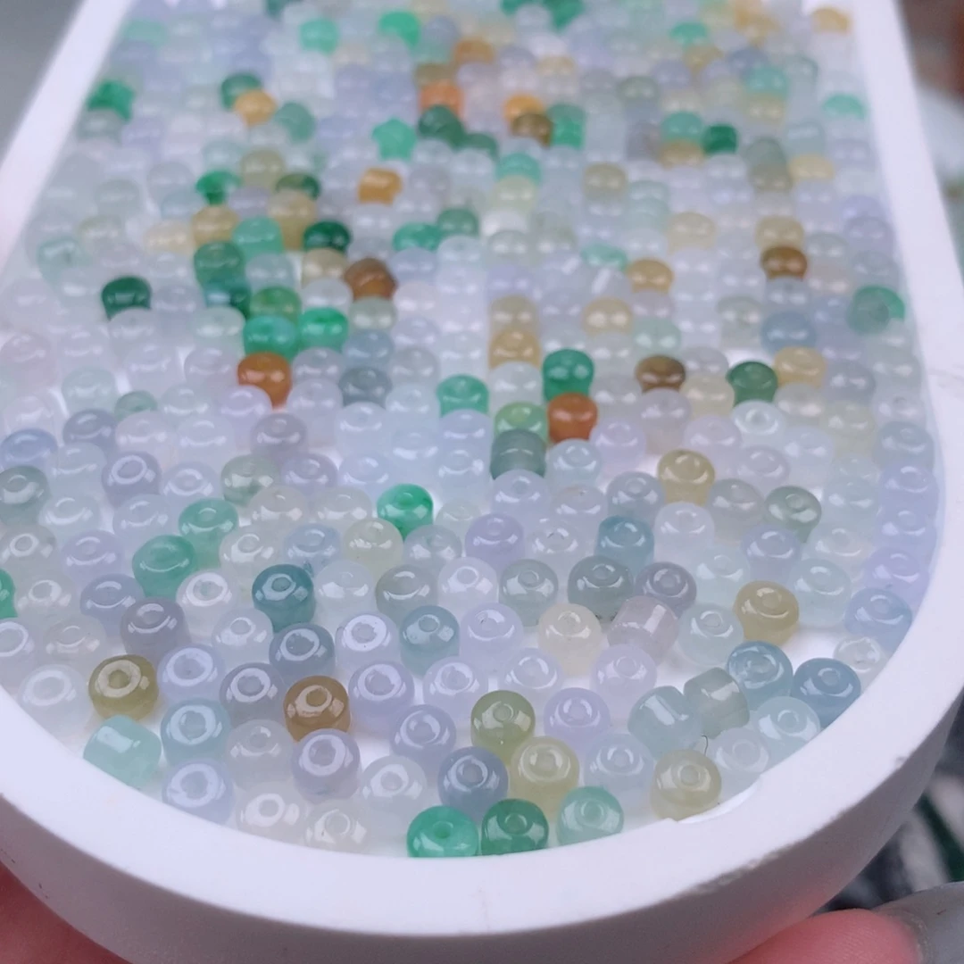 翡翠散珠小桶珠一个