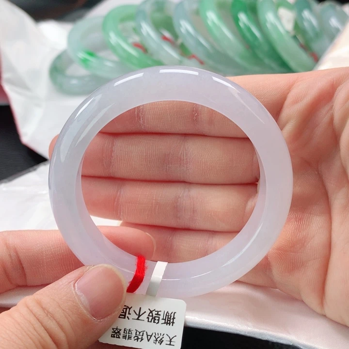 翡翠手镯未镶嵌缅甸A货翡翠手镯
