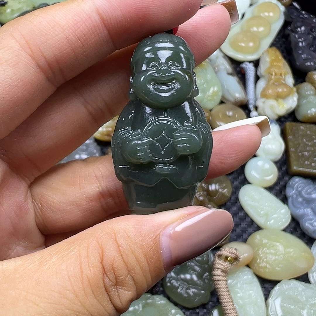 和田玉未镶嵌颈饰卡42