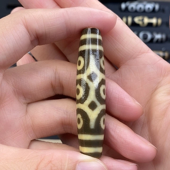 風***籽玛瑙/玉髓颈饰未镶嵌