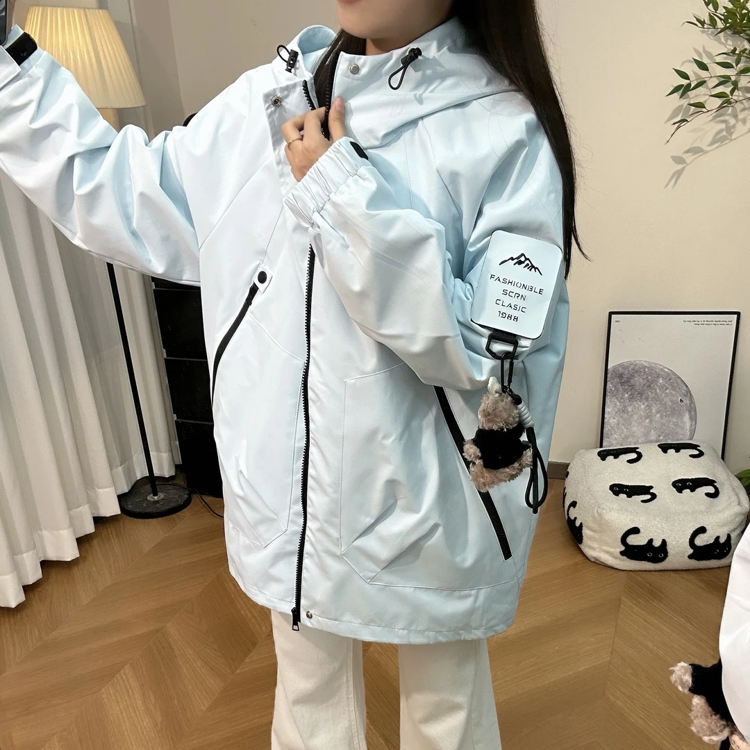 早秋新款雪莉玫挂件机能百搭拉链设计感冲锋衣外套