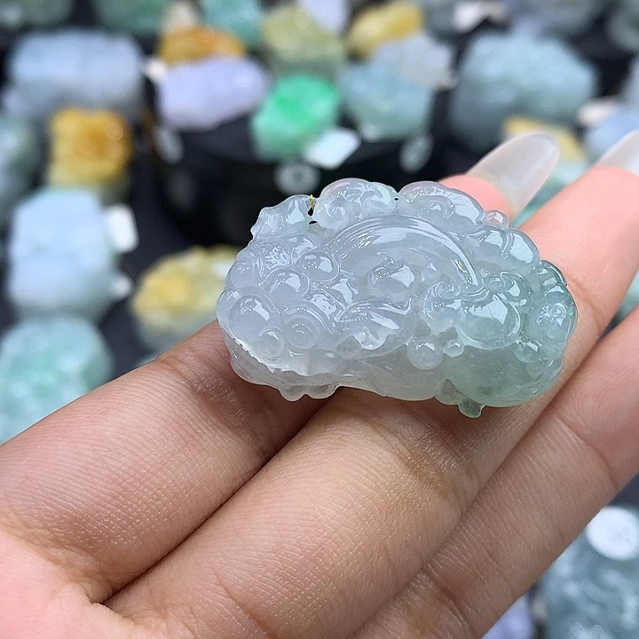 翡翠未镶嵌颈饰天然缅甸翡翠