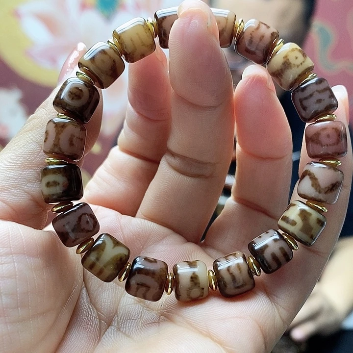 玛瑙/玉髓颈饰合金