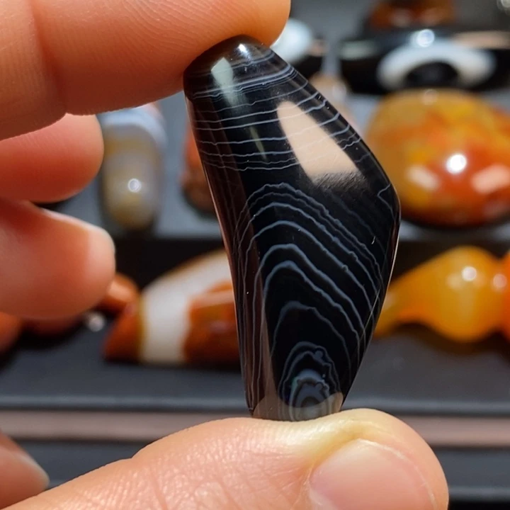 玛瑙/玉髓未镶嵌挂件