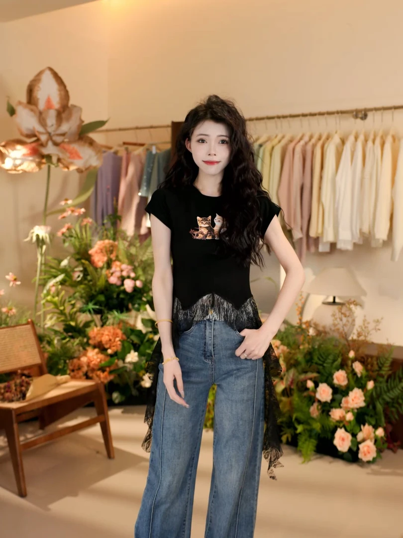 蕾丝拼接不规则正肩短袖T恤女夏季胖mm显瘦别致辣妹设计感上衣881