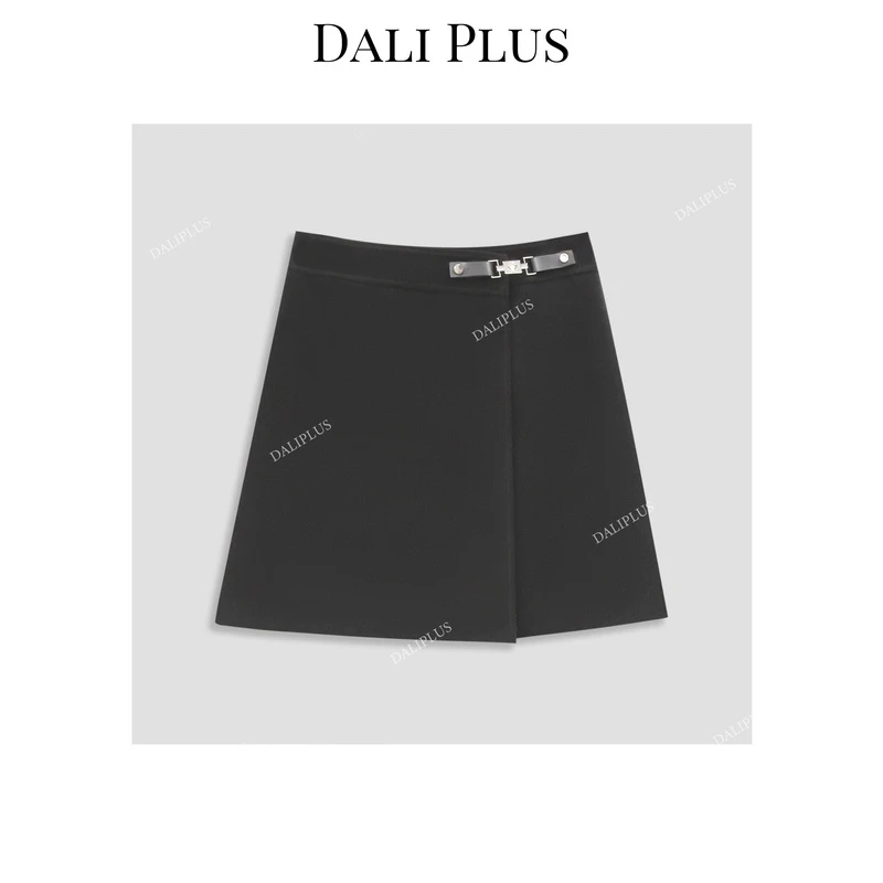 DALI PLUS高腰时尚百搭黑色显瘦金属皮扣设计半裙-23410190