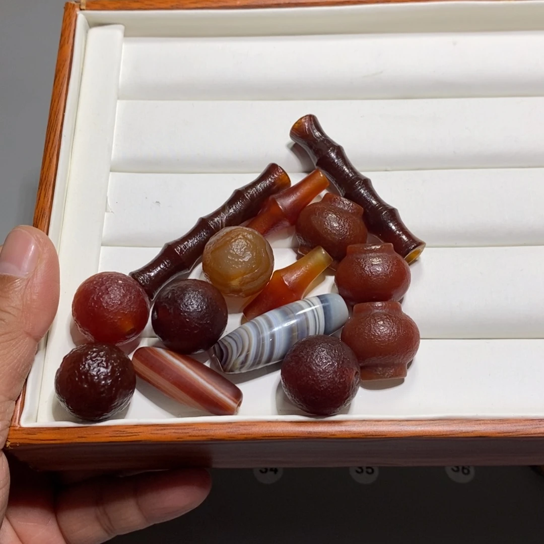 岫岩河磨玉（透闪石质玉）未镶嵌颈饰棠**芦