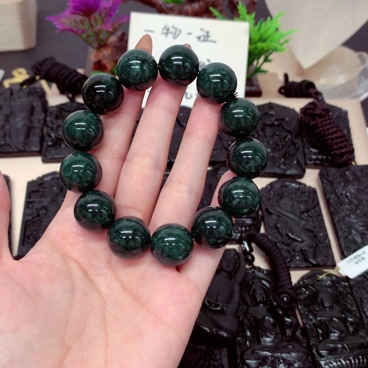 未镶嵌挂件翡翠兰**云