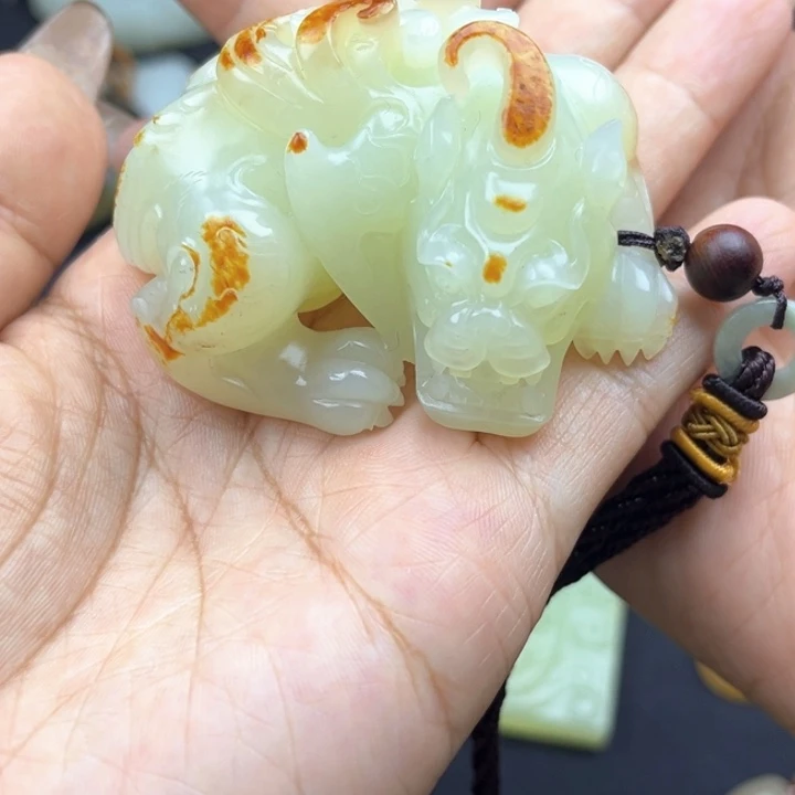 未镶嵌和田玉挂件