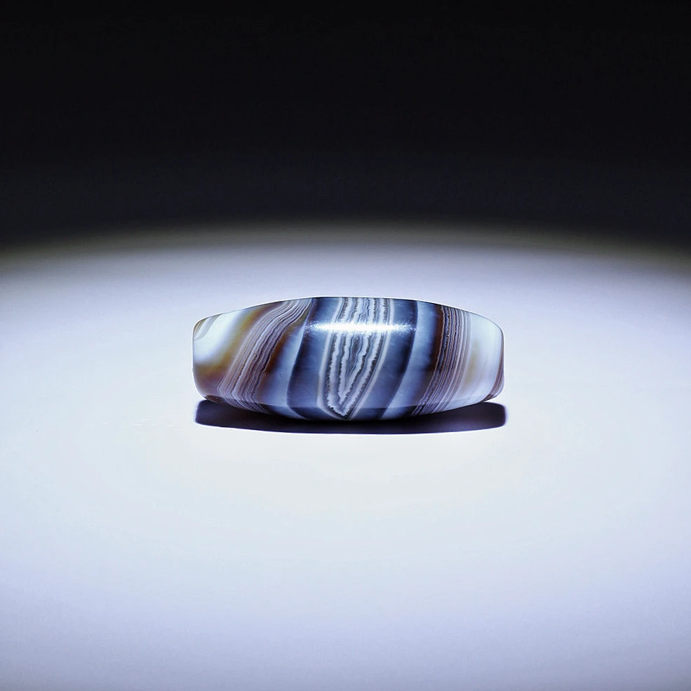 蓝沁缠丝玛瑙珠子