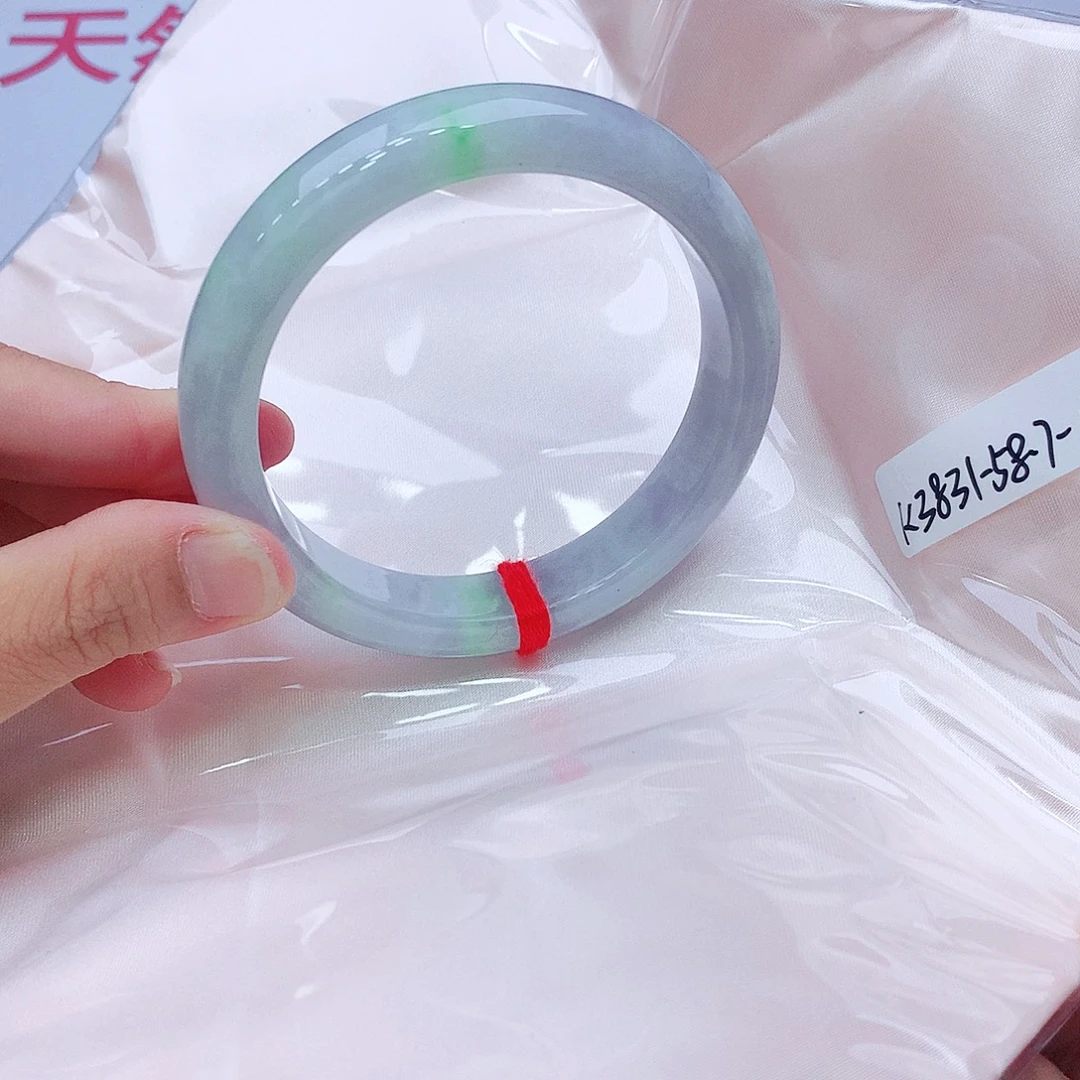 翡翠未镶嵌手镯我