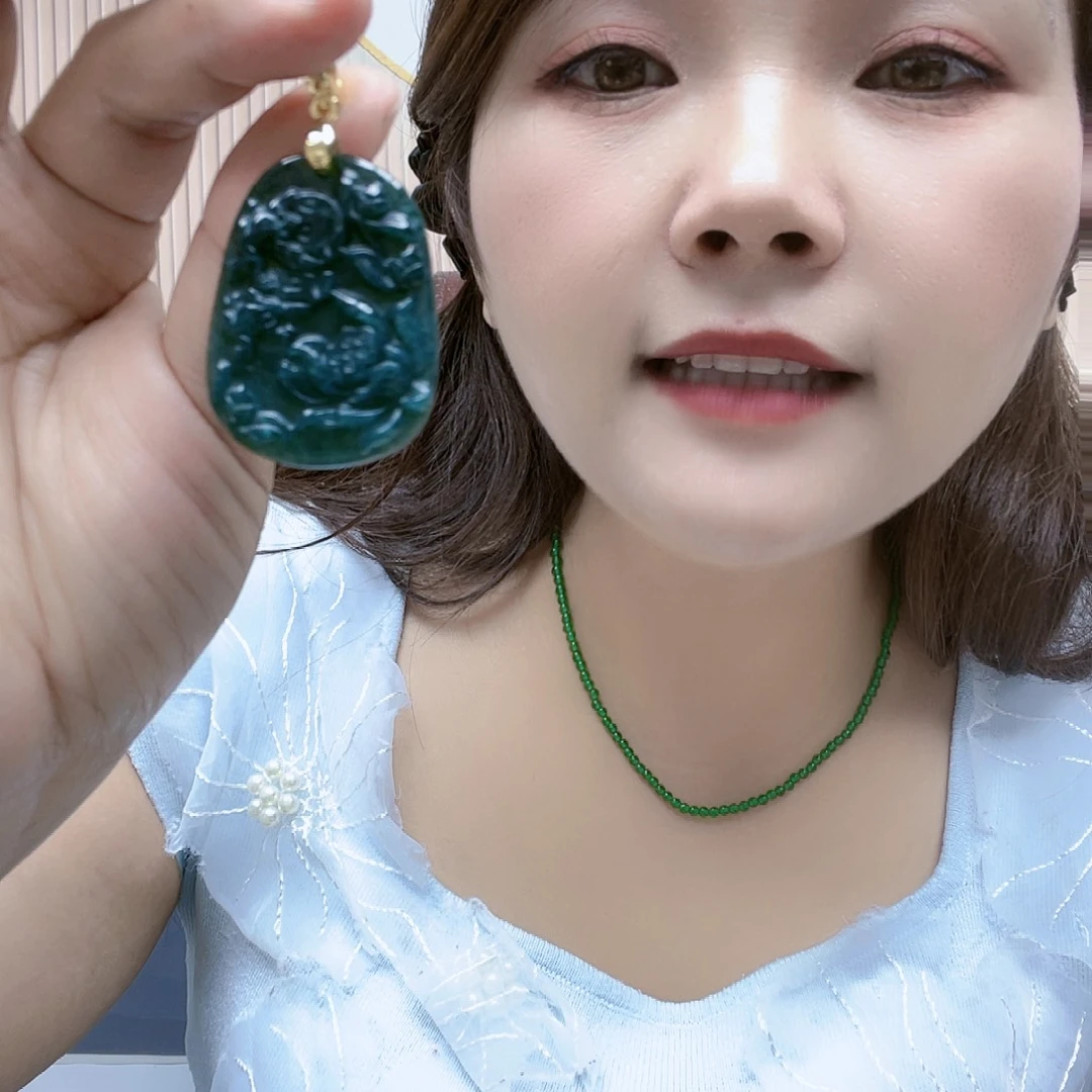 【闪购商品】翡翠未镶嵌颈饰