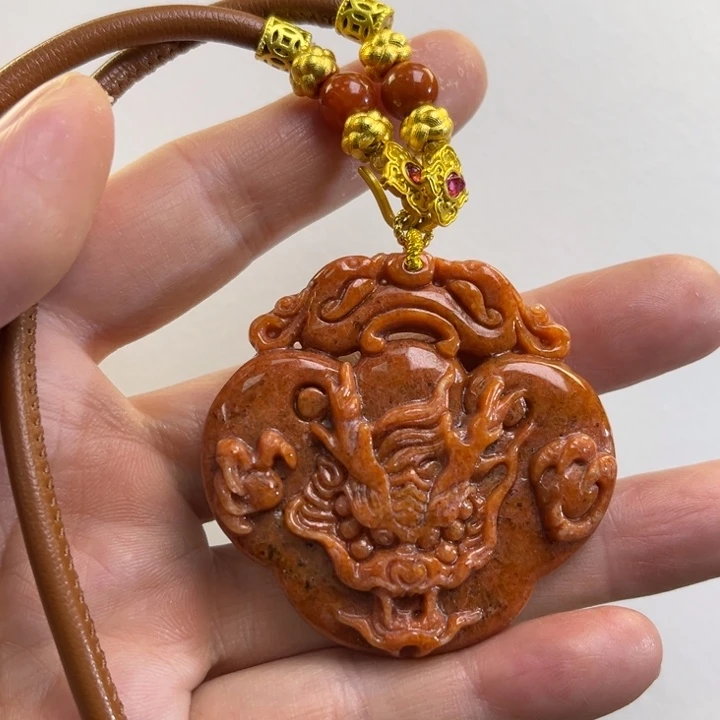 翡翠吊坠(赠链)未镶嵌代编织
