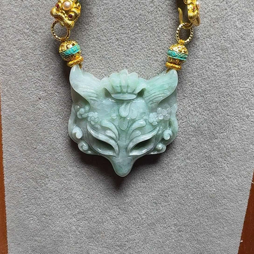 吊坠(赠链)未镶嵌翡翠