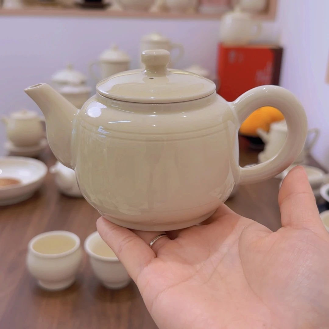 微瑕定瓷仿古色手工壶330毫升无礼釉水微窑裂