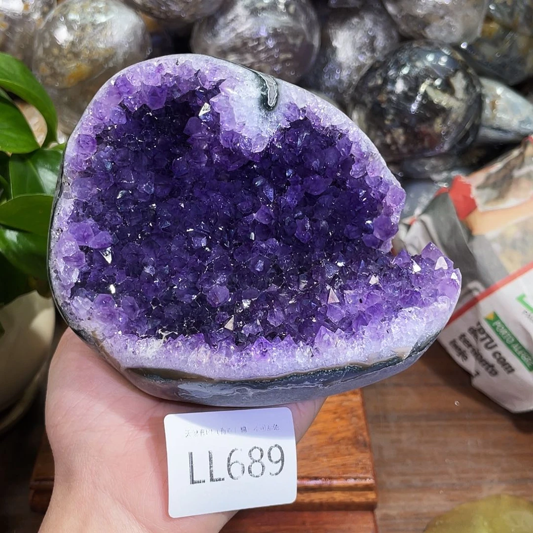 未镶嵌大型摆件（非配饰）水晶
