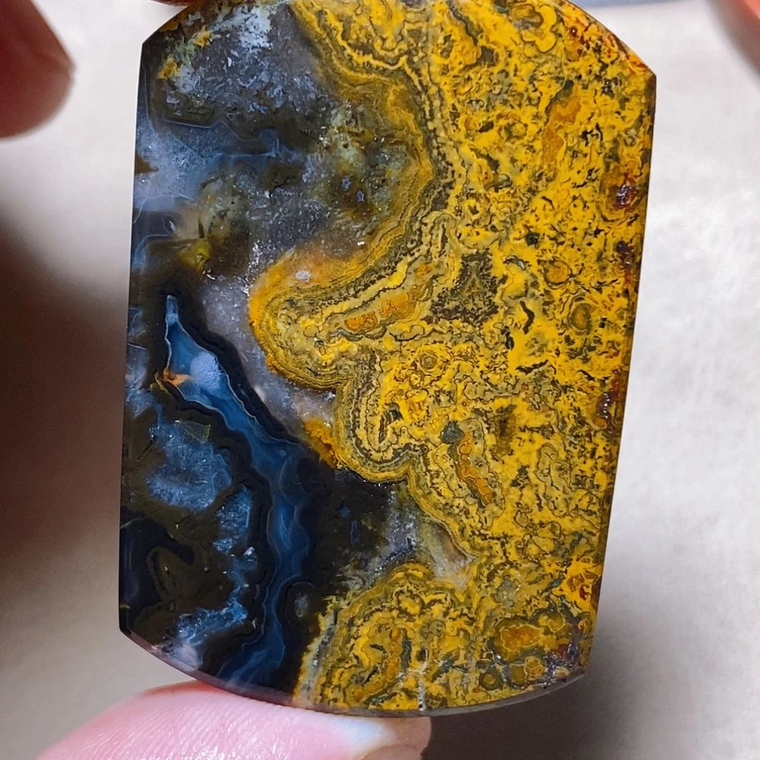 未镶嵌颈饰玛瑙/玉髓大*