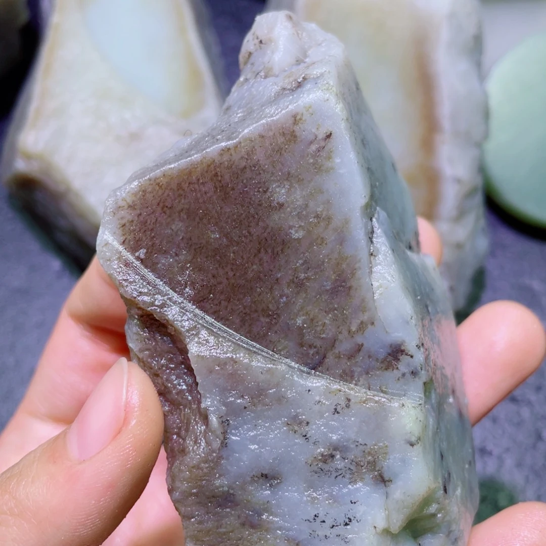 和田玉未镶嵌珠宝半成品