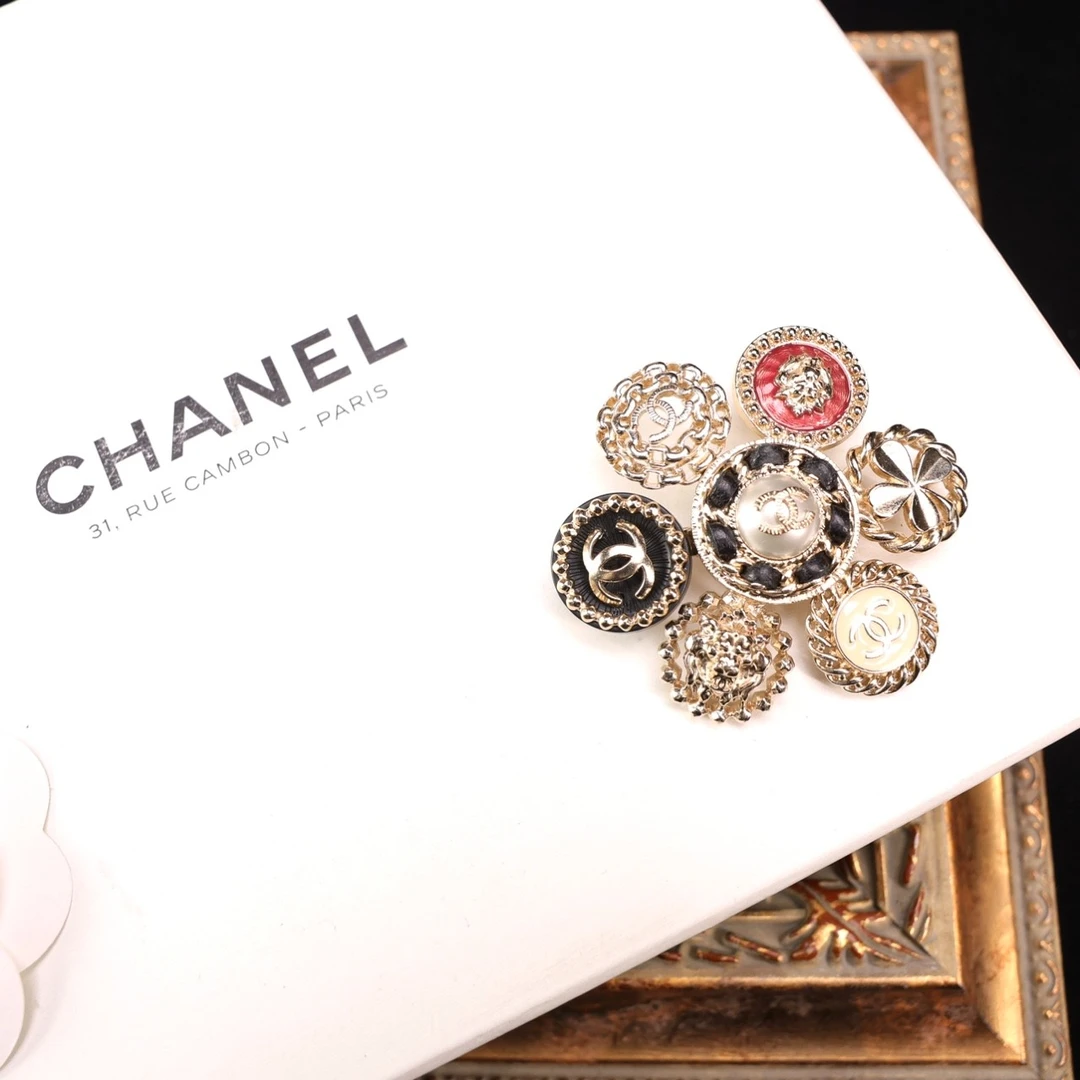 95新 Chanel/香奈儿 柚礼中古/香奈儿多元素皮穿胸针lz512131
