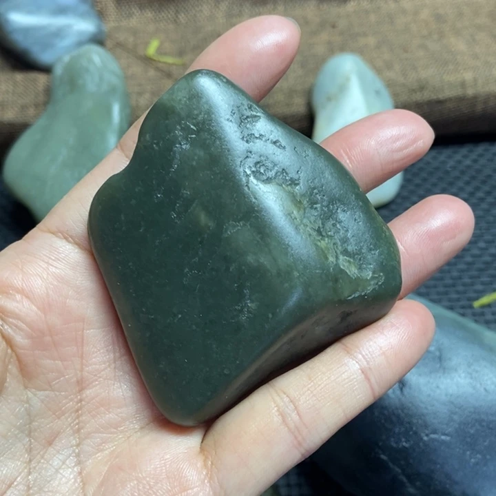 未镶嵌和田玉挂件龚*大